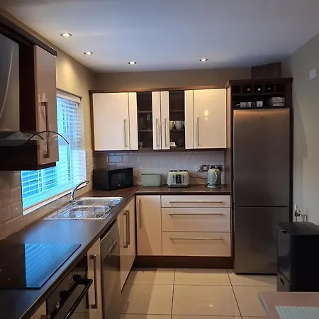 56 Woodlands * קלונקילטי